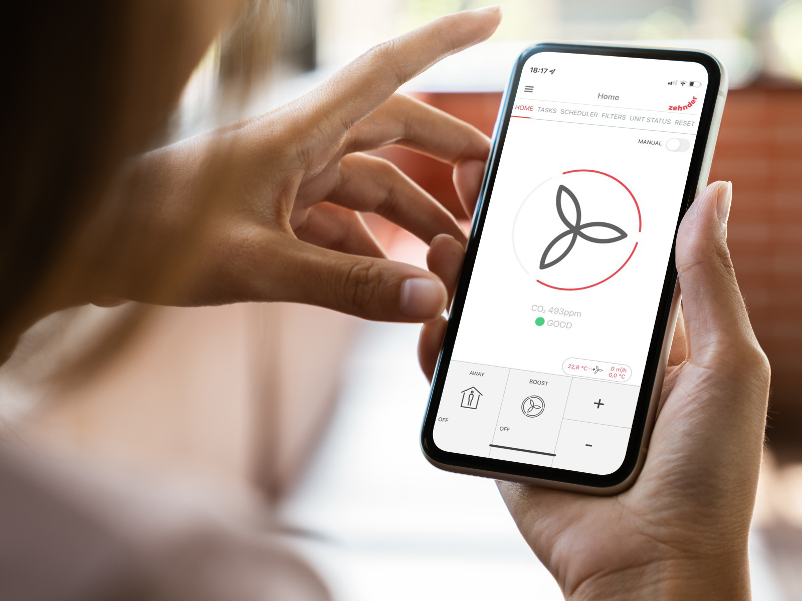 Zehnder_CSY_CO2Sensor_APP mock up phone, C02 sensor, app